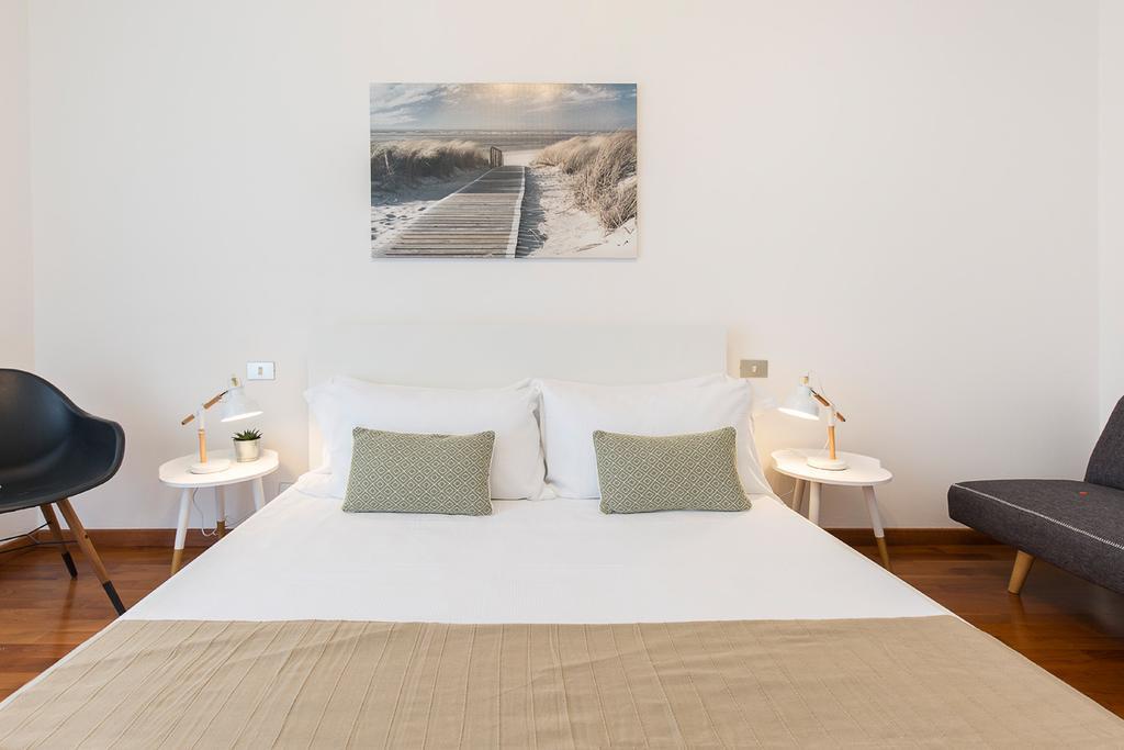 La Promenade By Impero House *